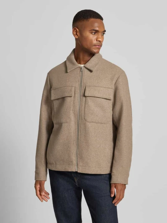 Zdjęcie produktu Kurtka koszulowa z kieszeniami na piersi model ‘RUSSEL’ Jack&Jones Beżowy