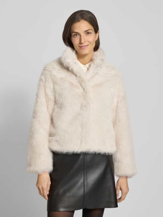 Zdjęcie produktu Kurtka o kroju regular fit z imitacji futra model ‘MONROE’ Vero Moda Écru