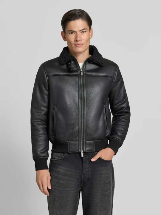 Zdjęcie produktu Kurtka o kroju regular fit z imitacji skóry Model 'Aviator' MARKUP Czarny