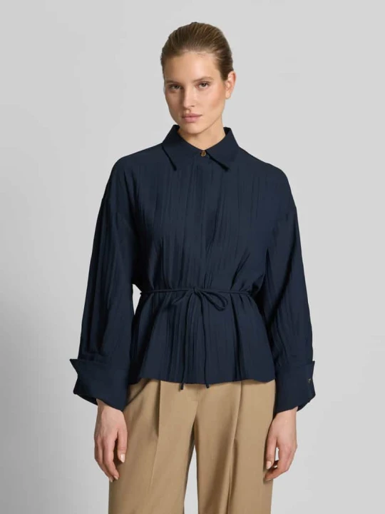Zdjęcie produktu kurtka o kroju regular fit z lekkiego plisowania model 'AGITARE' MAX&Co. Granatowy