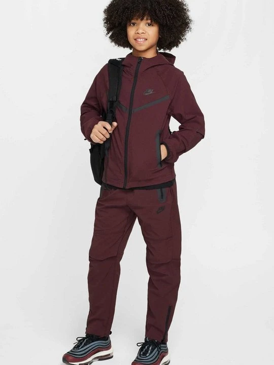 Zdjęcie produktu Kurtka Outdoor Nike bordowy