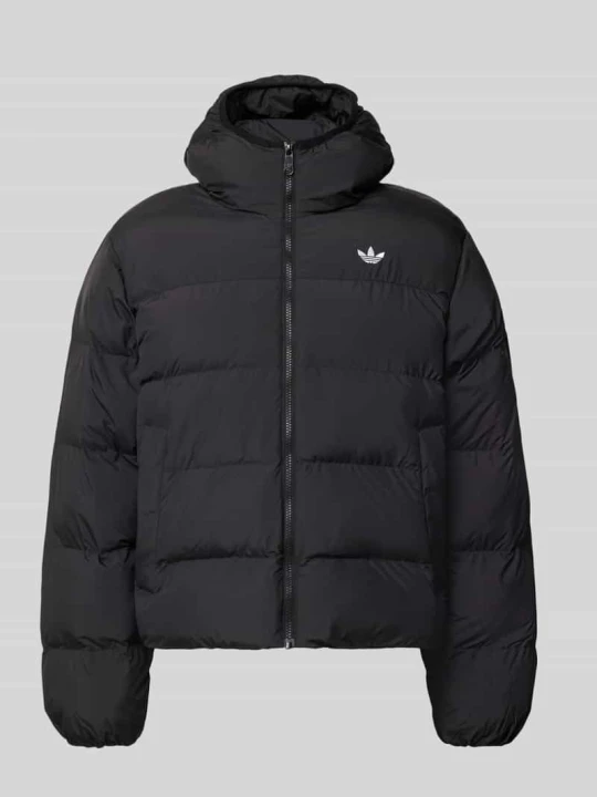 Zdjęcie produktu kurtka pikowana o kroju regular fit z detal z logo adidas Originals Czarny