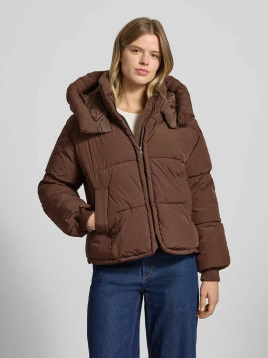 Zdjęcie produktu Kurtka pikowana o kroju regular fit z kapturem model ‘CORNELIA’ Only Czekoladowy