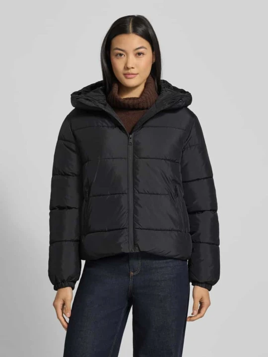 Zdjęcie produktu Kurtka pikowana o kroju regular fit z kapturem model ‘DINA’ Vero Moda Czarny