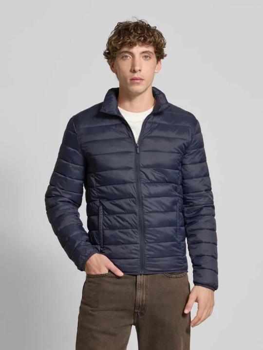 Zdjęcie produktu Kurtka pikowana o kroju regular fit z kieszeniami zapinanymi na zamek błyskawiczny model ‘GAVIN’ Only & Sons Ciemnoniebieski