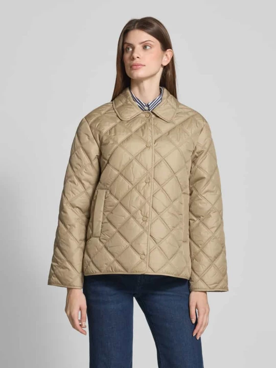 Zdjęcie produktu Kurtka pikowana o kroju regular fit z wykładanym kołnierzem model ‘Quilted’ Gant Beżowy