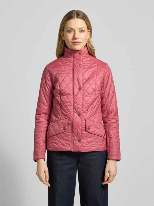 Zdjęcie produktu Kurtka pikowana o kroju regular fit ze stójką model 'FLYWEIGHT' Barbour Brudnoróżowy