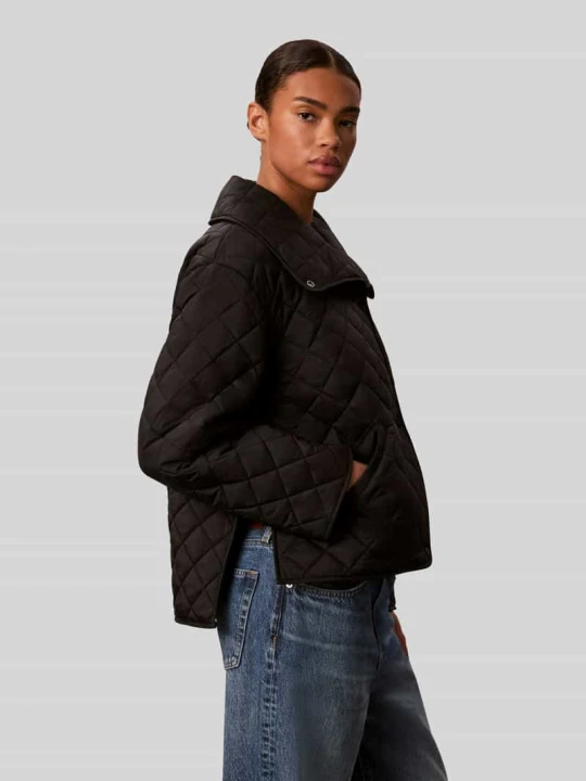Zdjęcie produktu Kurtka pikowana o kroju relaxed fit z rozcięciami po bokach Calvin Klein Czarny