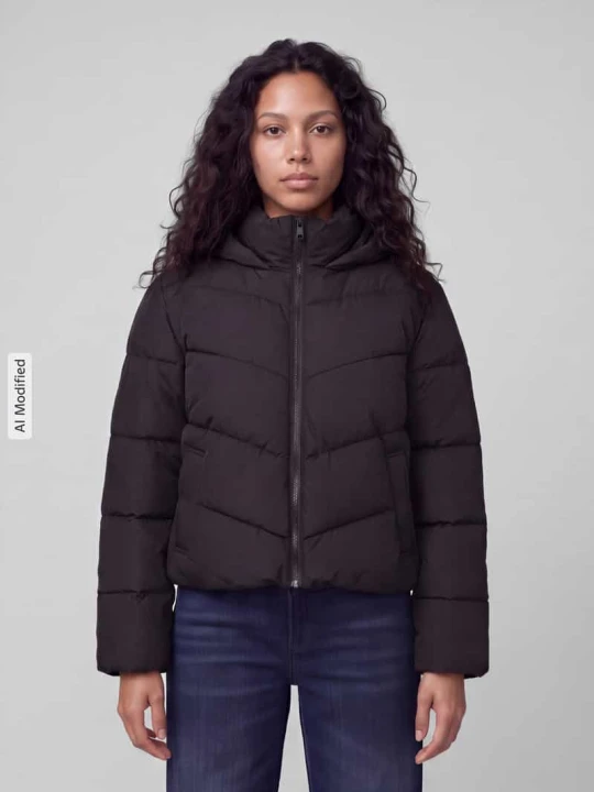 Zdjęcie produktu kurtka pikowana w kroju regular fit z kapturem model 'CLAIR' Only Czarny