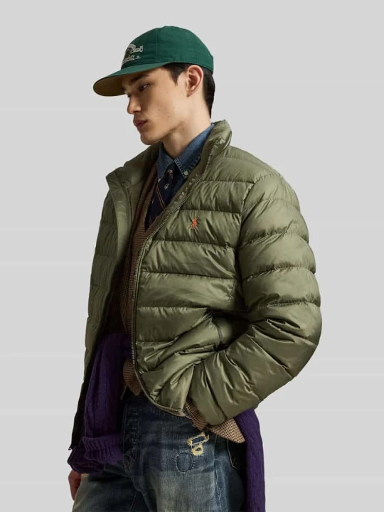 Zdjęcie produktu Kurtka pikowana w kroju regular fit z wyhaftowanym logo Polo Ralph Lauren Oliwkowy