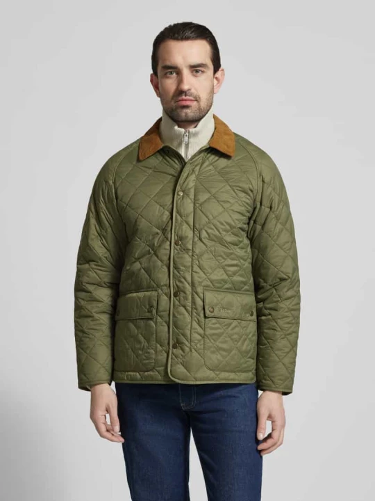 Zdjęcie produktu Kurtka pikowana w kroju regular fit z zamkiem błyskawicznym dwustronnym Model 'CITY BEDALE' Barbour Oliwkowy