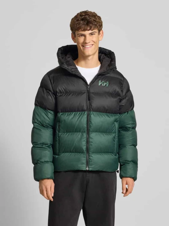 Zdjęcie produktu Kurtka pikowana z kapturem Helly Hansen Ciemnozielony