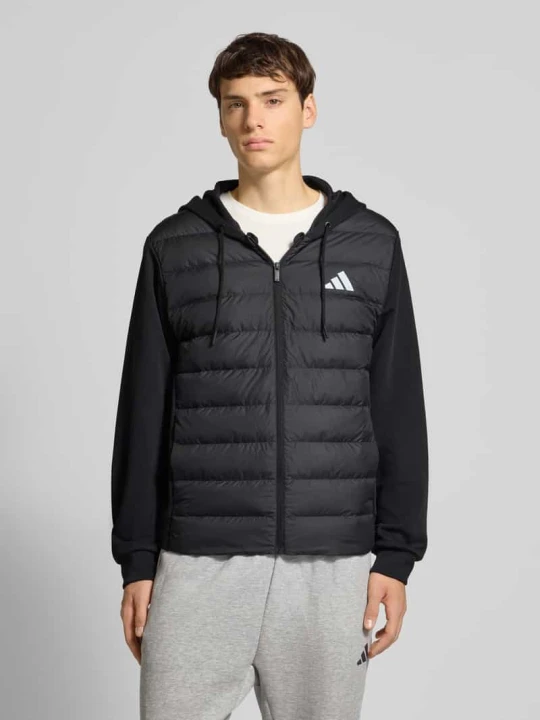 Zdjęcie produktu Kurtka pikowana z kapturem i logo Adidas Czarny