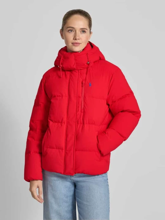 Zdjęcie produktu Kurtka puchowa z wyhaftowanym logo i kieszenią na piersi Polo Ralph Lauren Czerwony