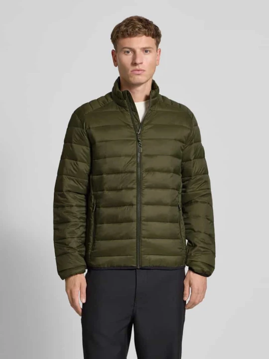 Zdjęcie produktu Kurtka pikowana z zapięciem na zamek błyskawiczny model ‘BRADLEY’ Jack&Jones Oliwkowy