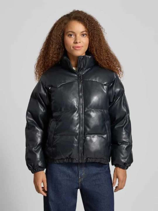 Zdjęcie produktu Kurtka pikowana ze stójką model ‘NOE WESTERN PUFFER’ Levi's Czarny