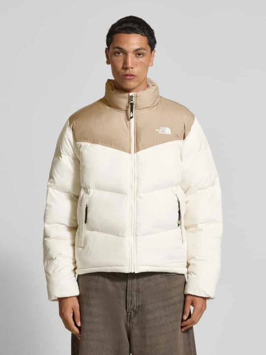 Zdjęcie produktu Kurtka pikowana ze stójką model ‘SAIKURU’ The North Face Jasnoszary