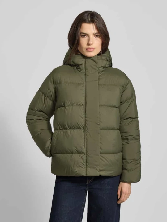 Zdjęcie produktu Kurtka puchowa o kroju slim fit z aplikacją z logo Tommy Hilfiger Oliwkowy