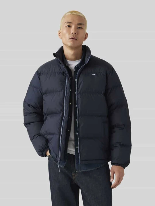 Zdjęcie produktu Kurtka puchowa z kołnierzem stojącym, krój regular fit Levi's Ciemnoniebieski