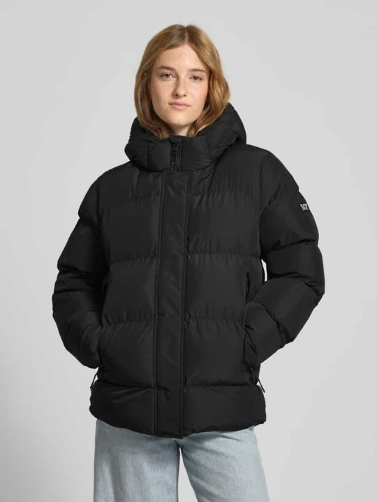Zdjęcie produktu Kurtka w stylu puffer z krytym zamkiem błyskawicznym i kapturem Superdry Czarny