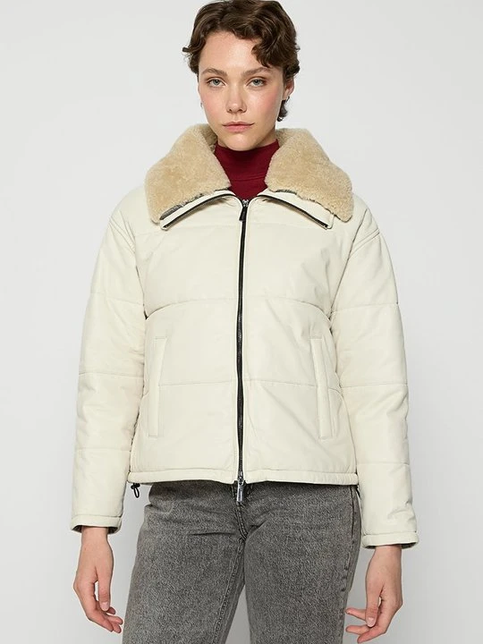 Zdjęcie produktu Kurtka skórzana Oakwood mleczny