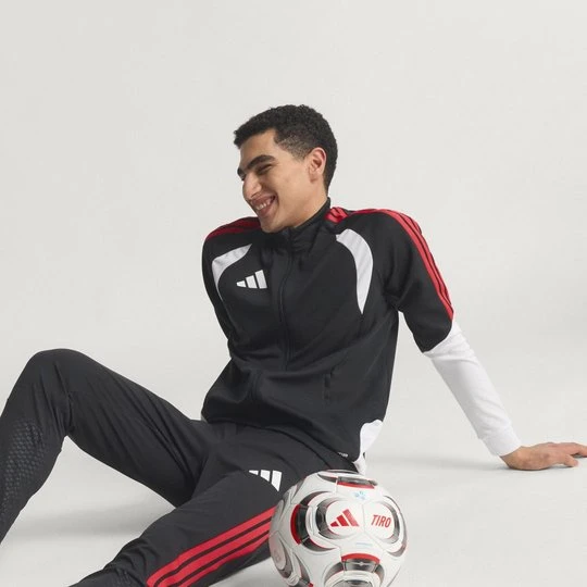 Zdjęcie produktu Kurtka treningowa Tiro 26 Competition Adidas czarny