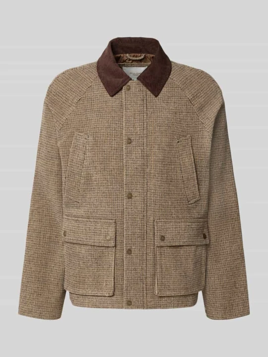 Zdjęcie produktu Kurtka typu barn z kieszenie z patką model 'SALAMANCO' Jack&Jones Ciemnobrązowy