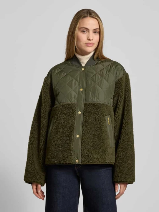 Zdjęcie produktu Krój regular fit Kurtka z futerka z pikowanym obszyciem Model 'WETHERBY FLEECE' Barbour Oliwkowy