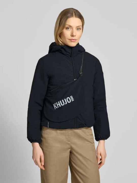 Zdjęcie produktu Kurtka z kapturem i detal z logo model 'SHELLY2' khujo Czarny