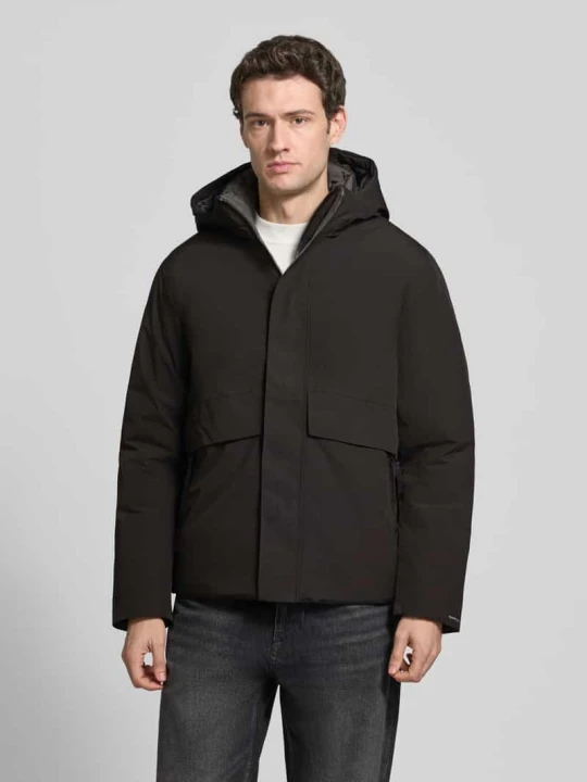Zdjęcie produktu Kurtka z kapturem i kieszenie z patką model 'LAMOON' Jack&Jones Czarny