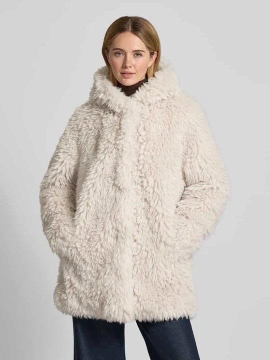 Zdjęcie produktu Krój regular fit kurtka teddy z kapturem model 'BOOMING' Oakwood Złamany biały
