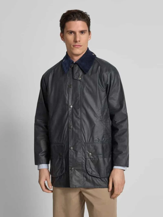 Zdjęcie produktu Parka z kieszeniami z patką model „BEAUFORT” Barbour Granatowy