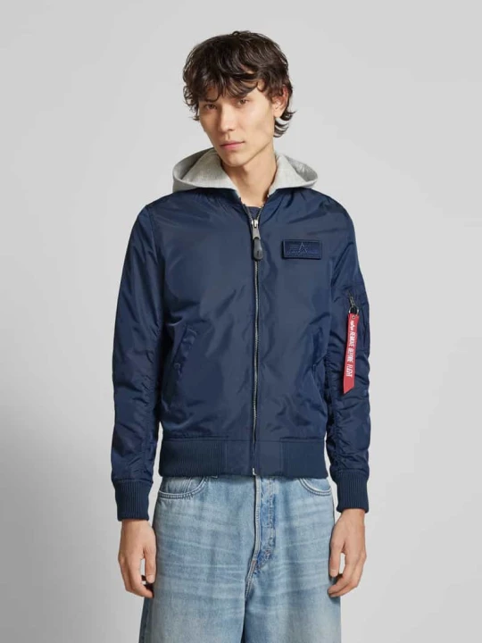 Zdjęcie produktu Kurtka z naszywką z logo Alpha Industries Ciemnoniebieski