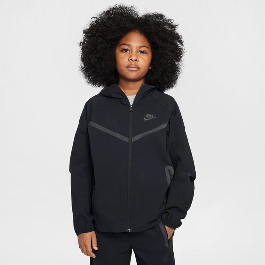Zdjęcie produktu Kurtka z tkaniny dla dużych dzieci (chłopców) Nike Tech - Czerń