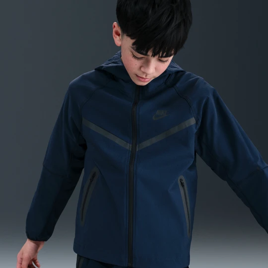 Zdjęcie produktu Kurtka z tkaniny dla dużych dzieci (chłopców) Nike Tech - Niebieski