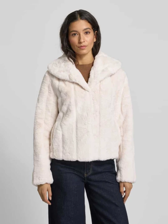 Zdjęcie produktu Kurtka ze sztucznego futra model ‘NEW SOPHY’ Guess Złamany biały