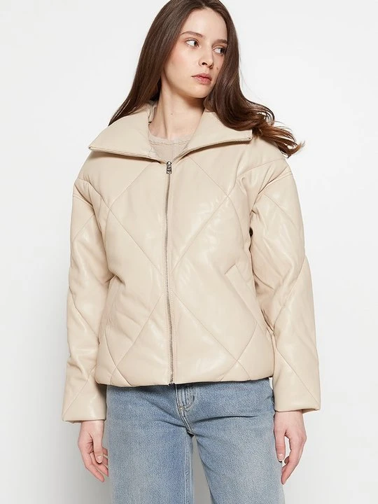 Zdjęcie produktu Kurtka zimowa Abercrombie & Fitch beżowy