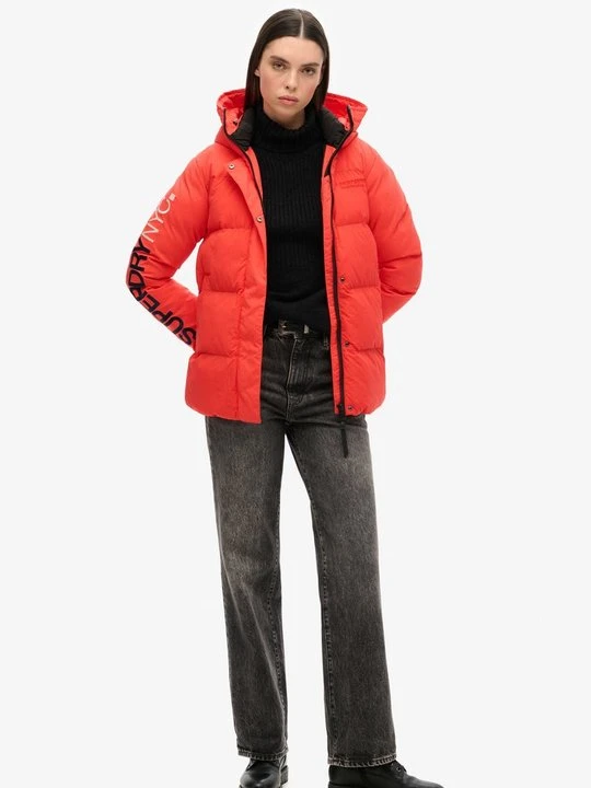Zdjęcie produktu Kurtka zimowa Superdry czerwony