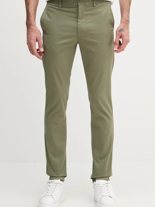 Zdjęcie produktu Lacoste spodnie regular męskie bawełniane z elastanem zielony