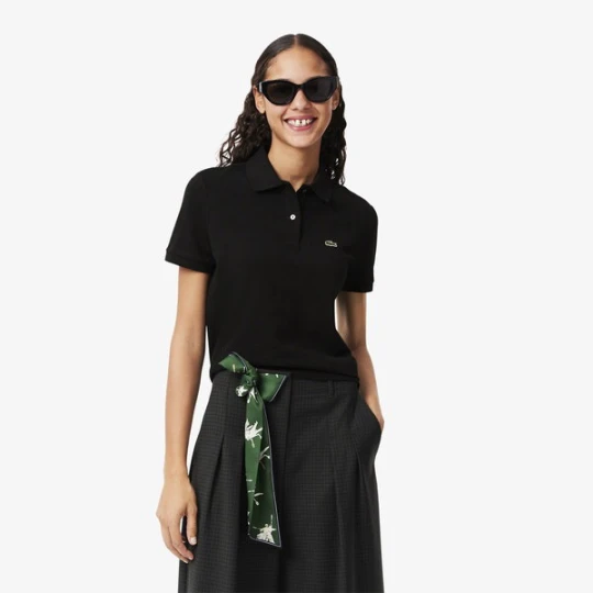 Zdjęcie produktu Lacoste Women's Classic Fit Soft Cotton Petit Piqué Polo Shirt