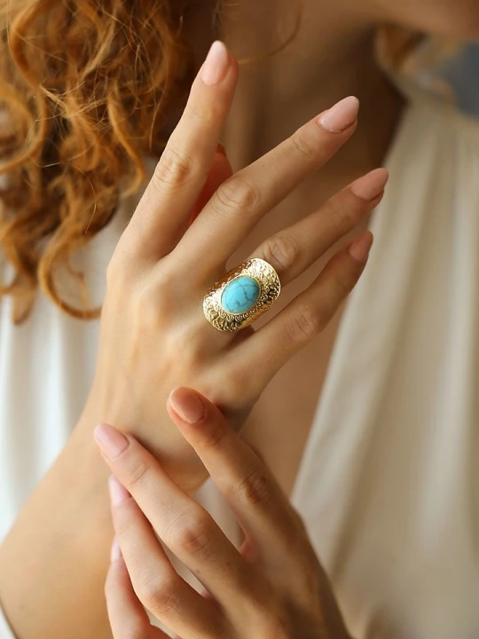 Zdjęcie produktu L'Atelier de Gaia Pozłacany pierścionek z turkusem rozmiar: onesize