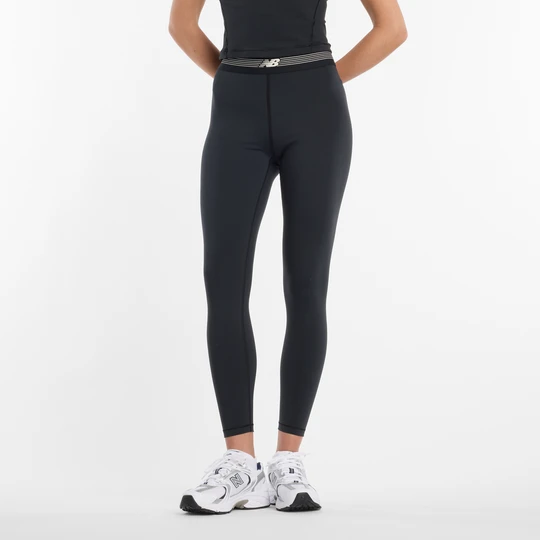 Zdjęcie produktu Legginsy damskie do treningu New Balance AC WB6160E1BK – czarne