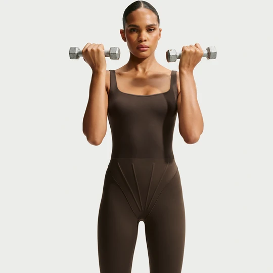 Zdjęcie produktu Legginsy damskie w stylu gorsetu z wysokim stanem 66 cm NikeSKIMS Matte - Brązowy