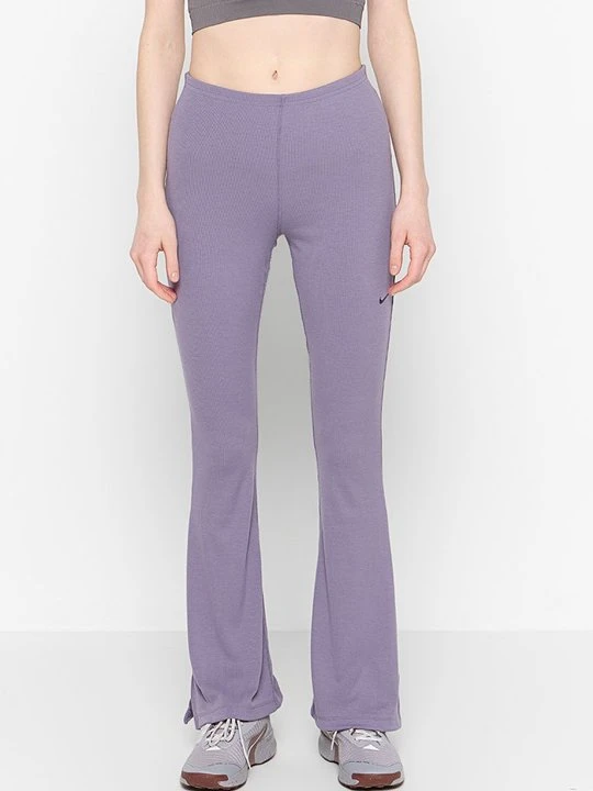 Zdjęcie produktu Spodnie legginsy Nike liliowy