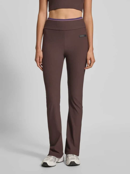 Zdjęcie produktu Legginsy o kroju super skinny fit z drobnym prążkowaniem EA7 Emporio Armani Ciemnobrązowy