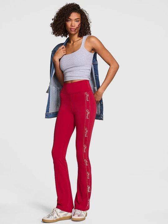 Zdjęcie produktu Legginsy rozszerzane Relay z połyskującym logo Victoria's Secret Czerwony