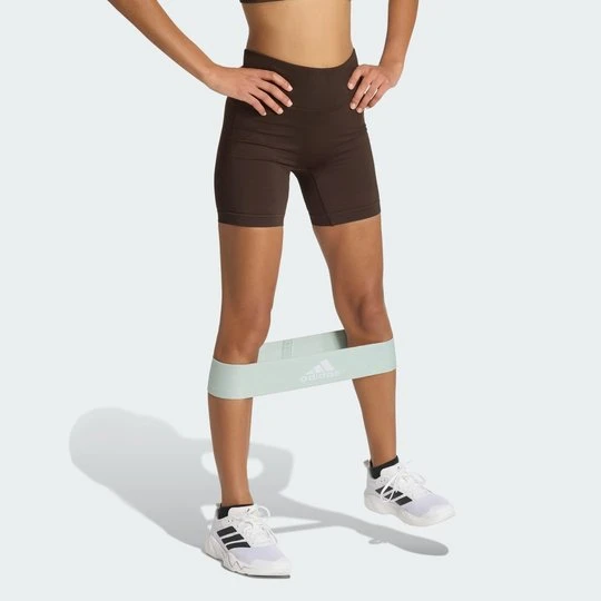 Zdjęcie produktu Legginsy Workout Essentials Scrunch z dzianiny o długości wewnętrznej strony nogawki wynoszącej 12, 7cm Adidas Aurora Coffee