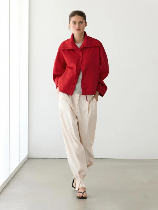 Zdjęcie produktu Lekka Kurtka Bawełniana Z Ozdobnymi Guzikami - Intens Czer - - Massimo Dutti - Kobieta