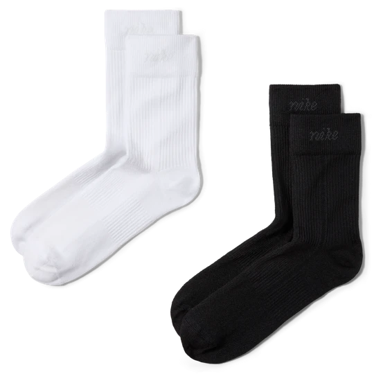 Zdjęcie produktu Lekkie klasyczne skarpety damskie Nike Everyday Plus (2 pary) - Wielokolorowe