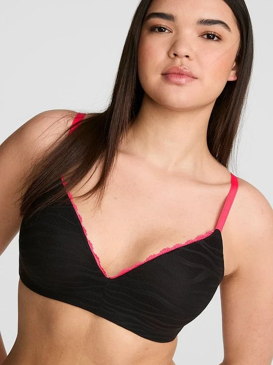 Zdjęcie produktu Lekko usztywniany biustonosz bez fiszbin Wear Everywhere Victoria's Secret Czarny